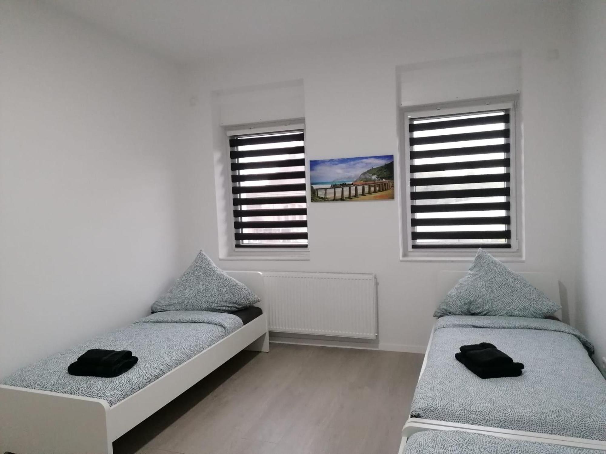 Estrella24 Living Rooms Sydney Herne Esterno foto